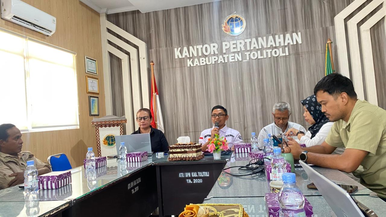Muksin,  Sang "Penjaga Gerbang Agraria" di Bumi Cengkeh